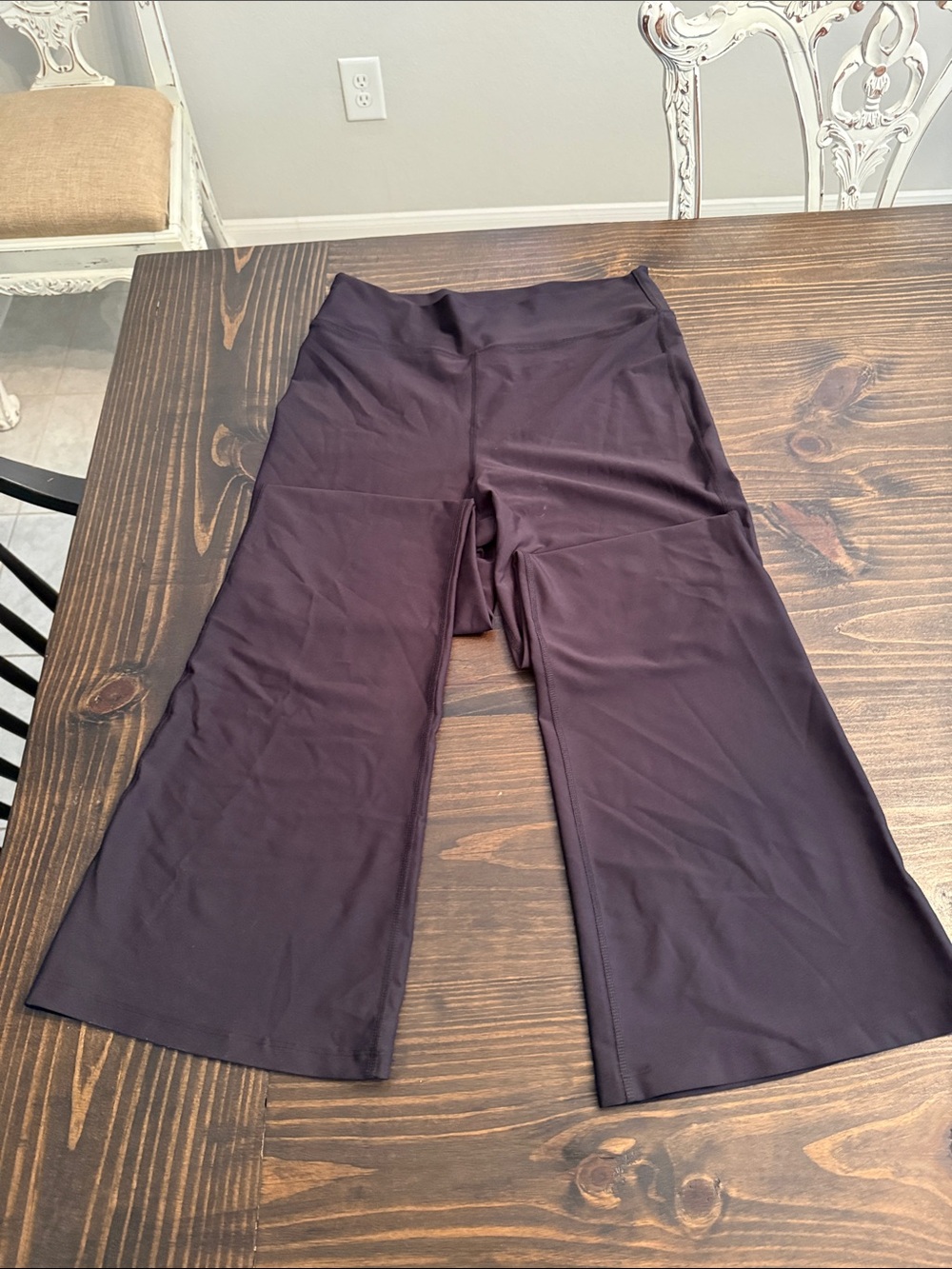 Old Navy women’s full length Wide-Leg Stretch Leggings - Black